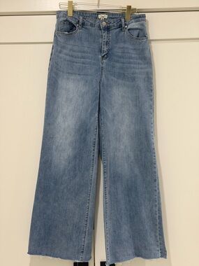 Easel Light Blue Wide-Leg High-Rise Jeans Size M